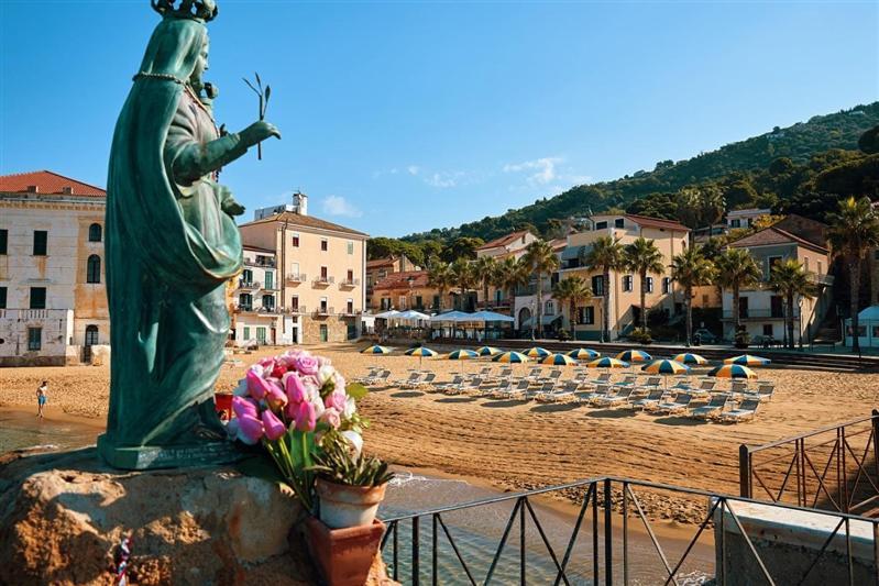 Hotel La Pergola Santa Maria di Castellabate Exterior photo